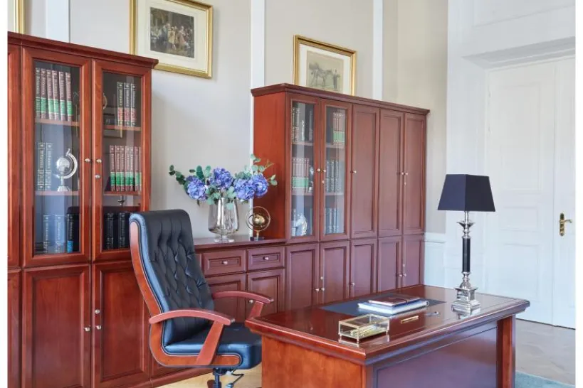 Arrediorg Armadio 2 ante per ufficio o studio in stile classico PRESTIGE C720A