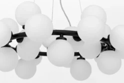 Arrediorg Lampadario con sfere opalescenti corona metallo MARSIADA W25