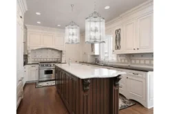 Arrediorg Lampadario di design moderno in metallo cromato e vetro BOSTON W6
