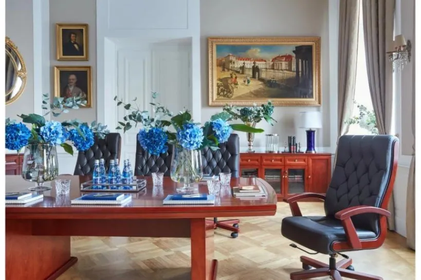 Arrediorg Poltrona direzionale da ufficio in pelle nera Consul