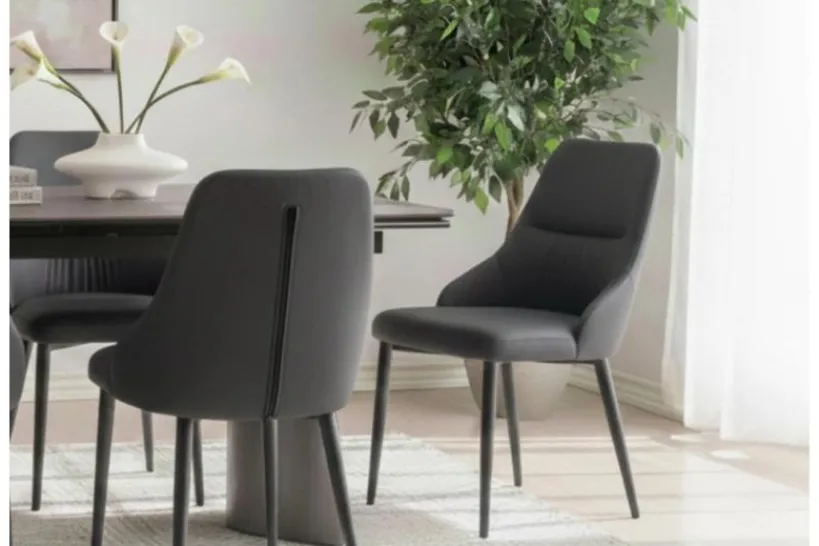 Arrediorg Sedia imbottita nera stile moderno MONOLIT