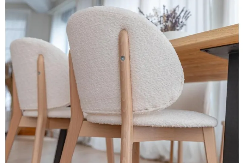 Arrediorg Sedia imbottita panna con gambe in legno di faggio Pecora