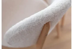 Arrediorg Sedia imbottita panna con gambe in legno di faggio Pecora