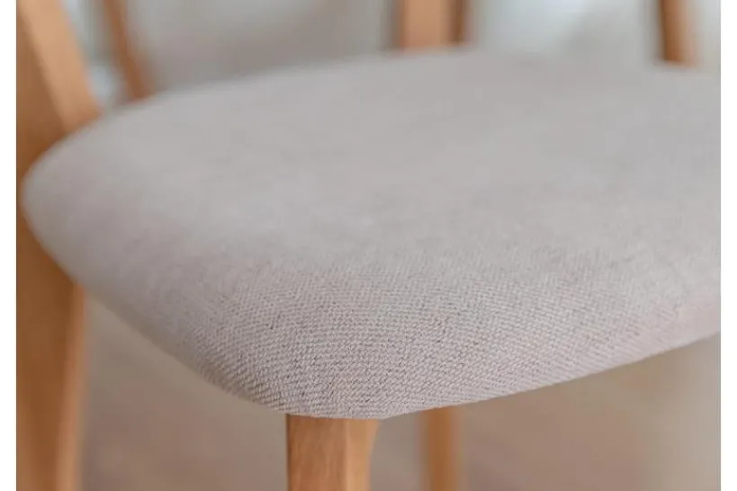 Arrediorg Sedia massello con imbottitura in tessuto beige LEON