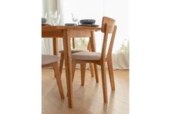 Arrediorg Sedia massello con imbottitura in tessuto beige LEON