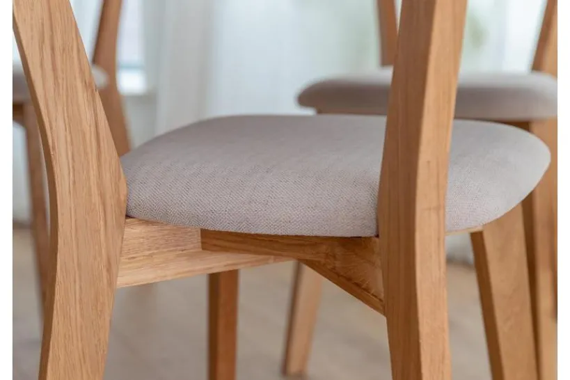 Arrediorg Sedia massello con imbottitura in tessuto beige LEON