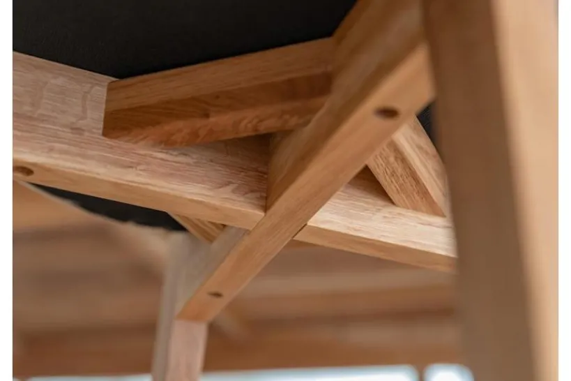 Arrediorg Sedia massello con imbottitura in tessuto beige LEON